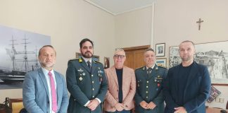 Termoli accoglie il nuovo comandante del Reparto Aeronavale Molise visita reparto aeronavale termoli
